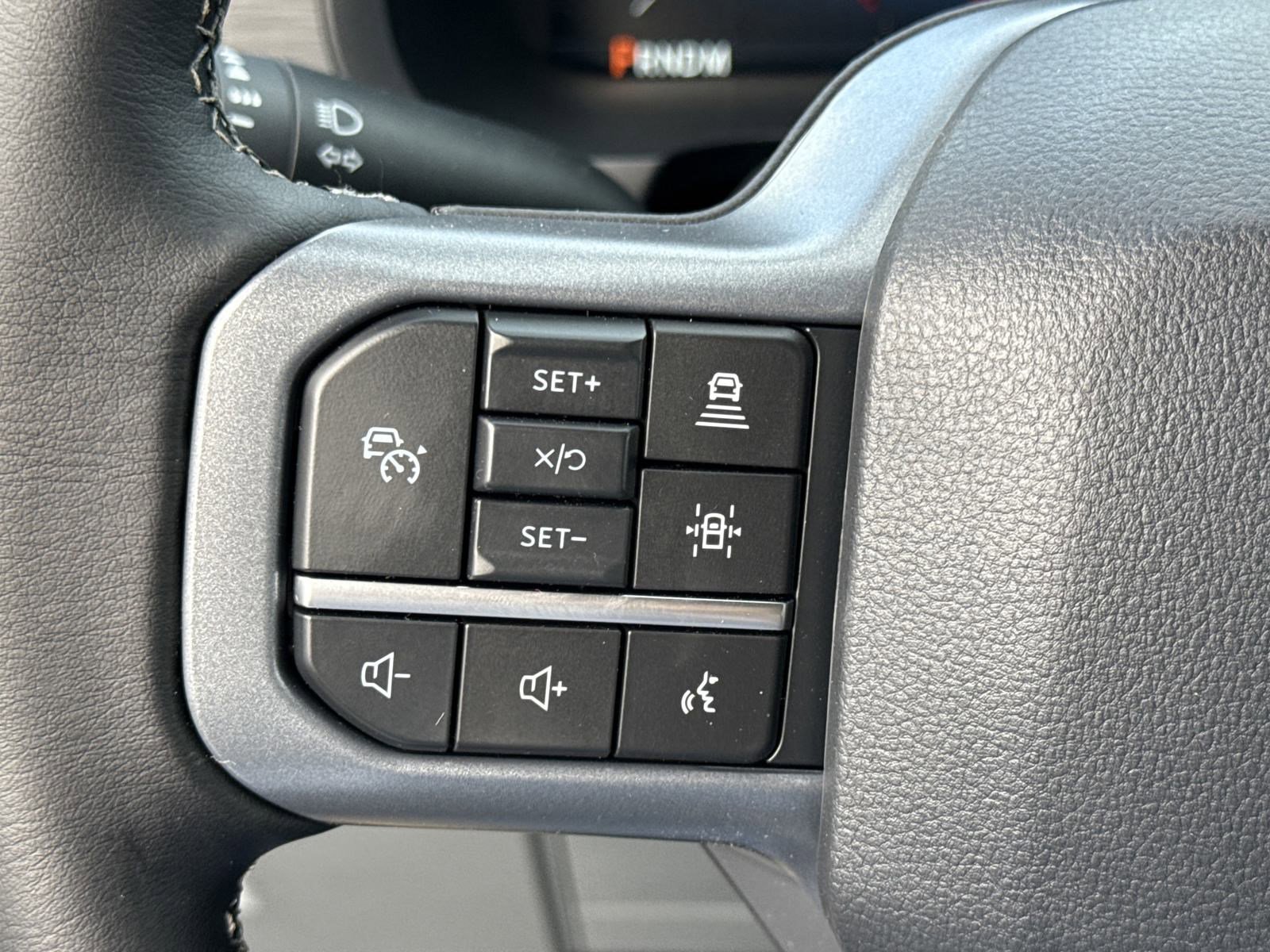 New 2025 Ford F150 XLT w/ Equipment Group 302A MID image 21