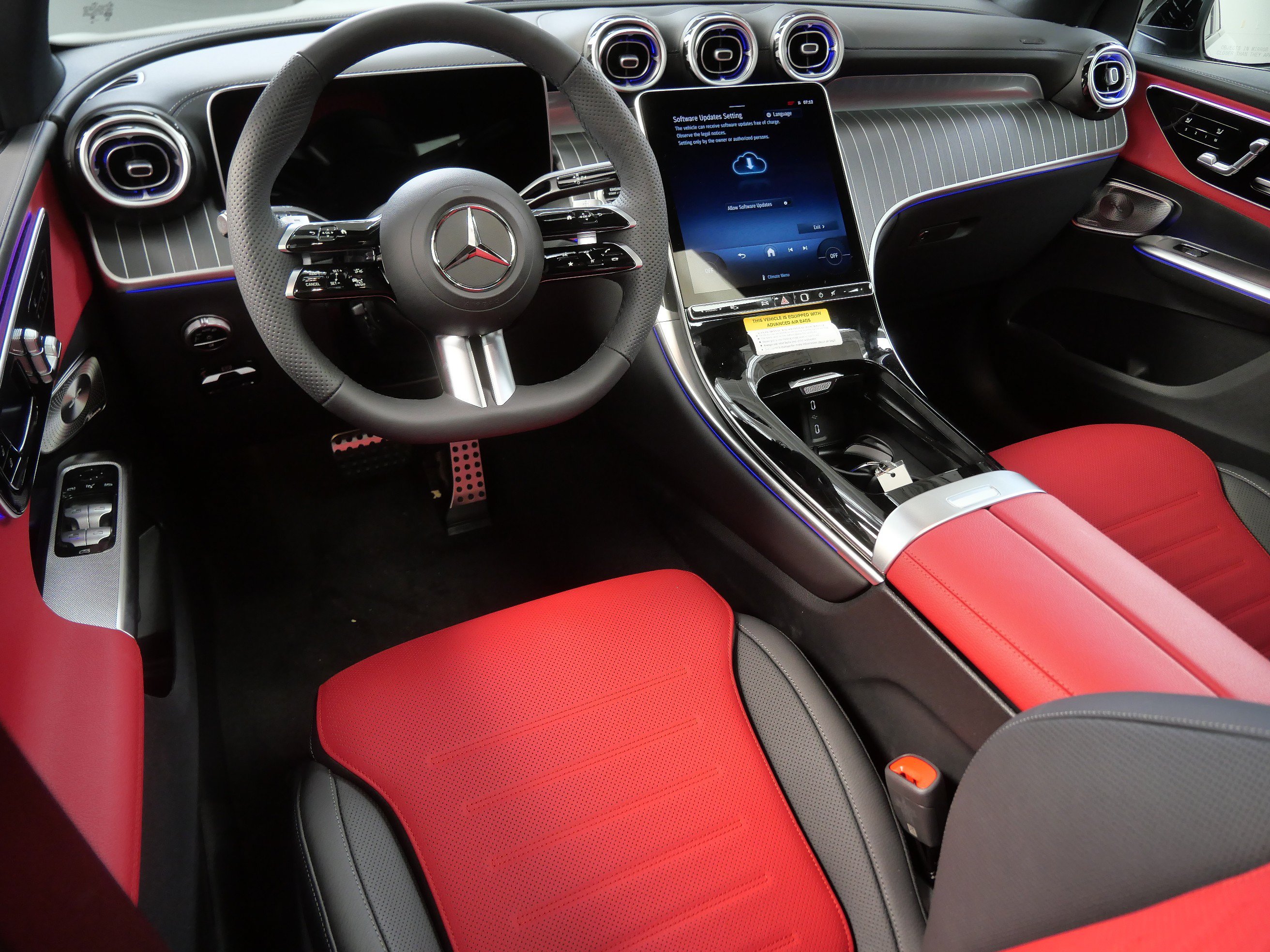 New 2026 Mercedes-Benz GLC 300 4MATIC image 2