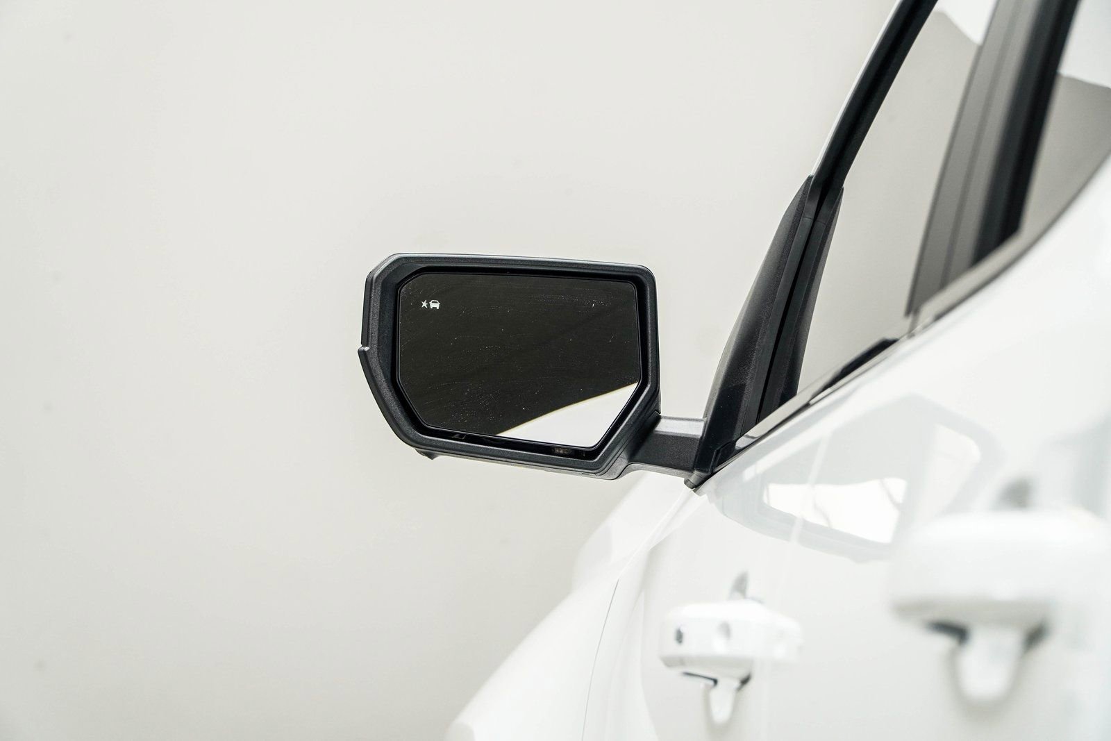 Used 2024 GMC Canyon AT4X image 14