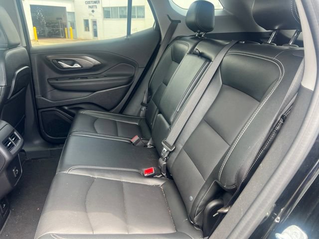 Used 2024 GMC Terrain SLT w/ Tech Package AWD/4WD image 17