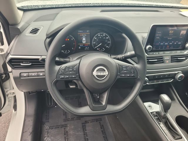 Certified 2025 Nissan Altima 2.5 S FWD image 30