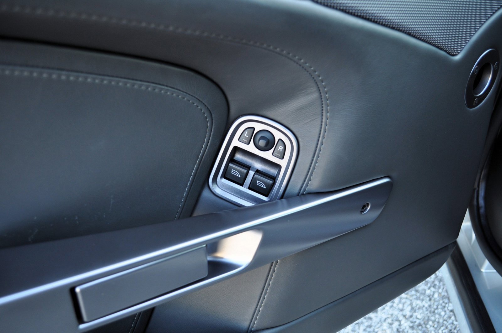 Used 2006 Aston Martin DB9 Coupe image 34