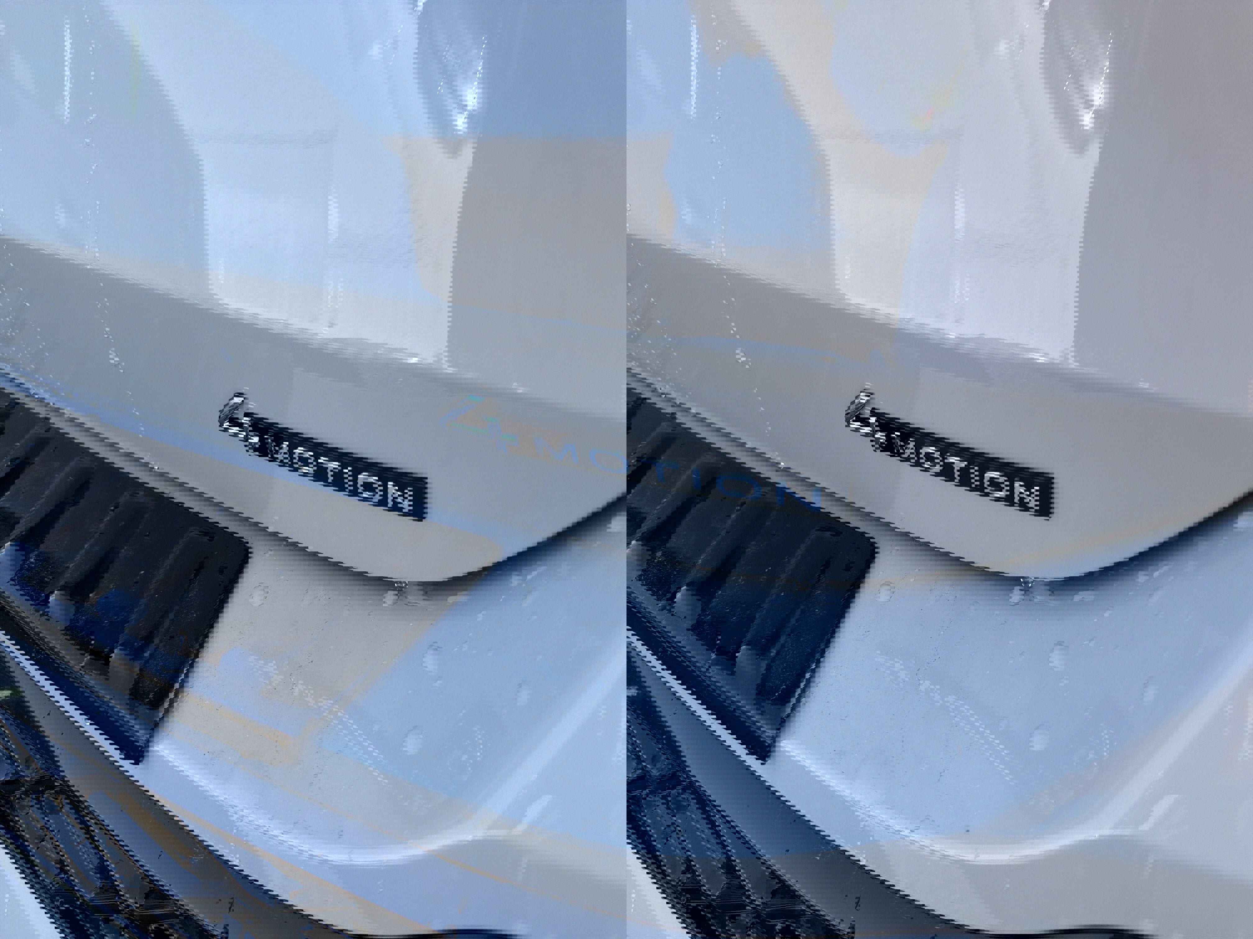 New 2026 Volkswagen Tiguan SEL R-Line image 8