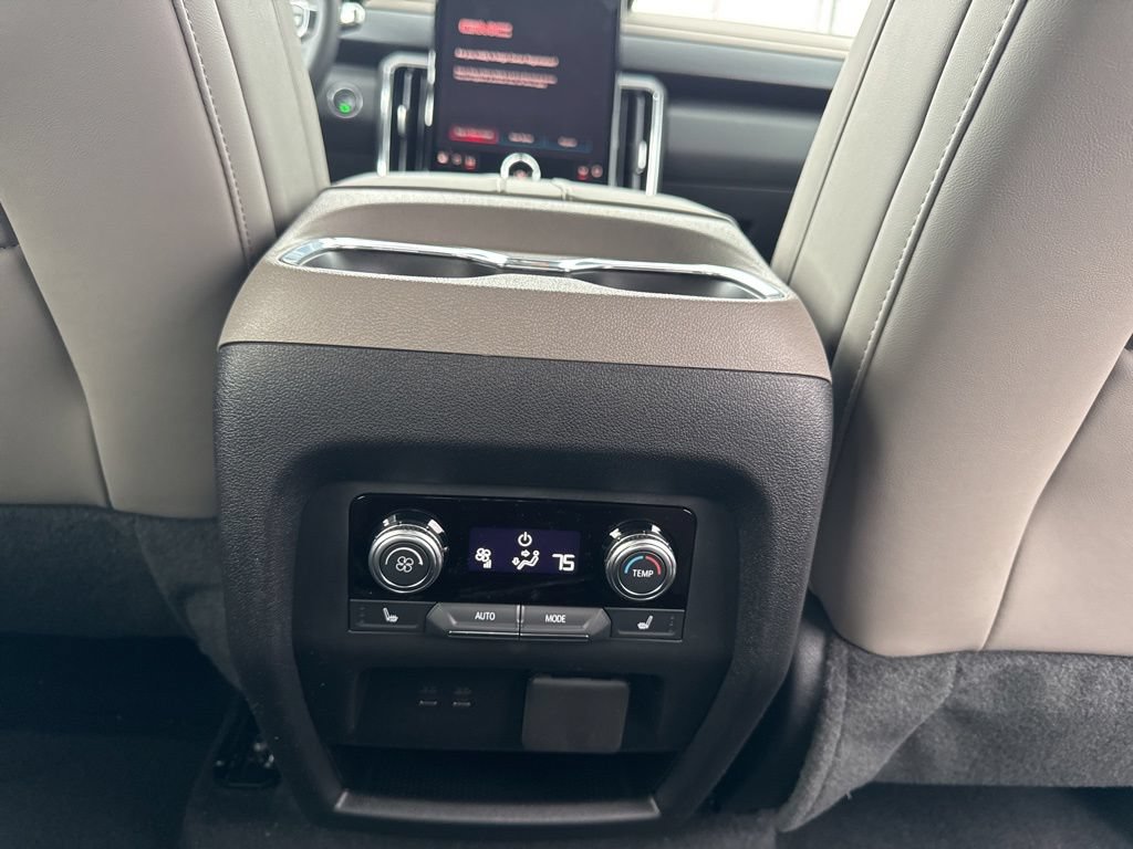 New 2026 GMC Acadia Elevation w/ Elevation Premium Package FWD image 25