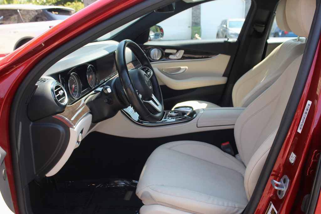Used 2019 Mercedes-Benz E 300 image 25