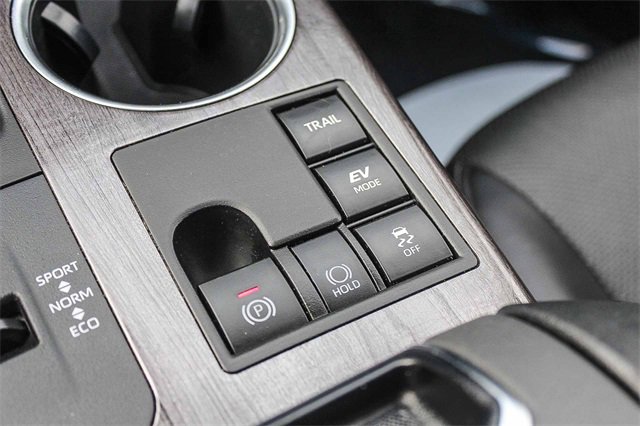 Used 2023 Toyota Highlander Limited image 37