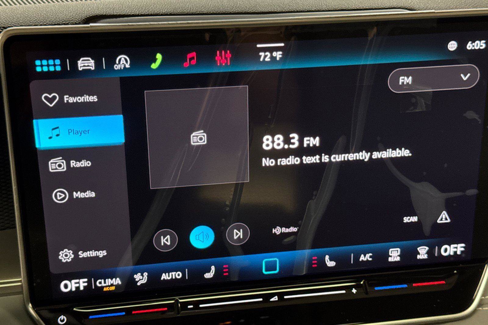 New 2026 Volkswagen Tiguan SE image 17