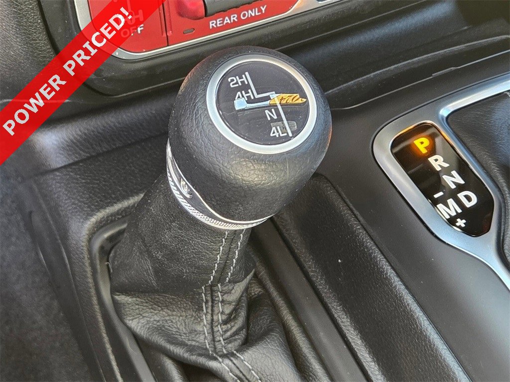 Used 2024 Jeep Gladiator Mojave image 31