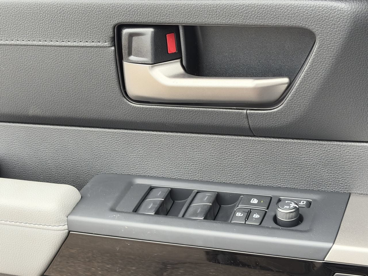 New 2026 Toyota Sequoia Limited AWD/4WD image 15