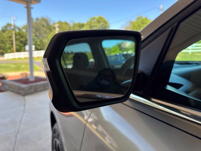Used 2019 Chevrolet Equinox LT FWD image 35