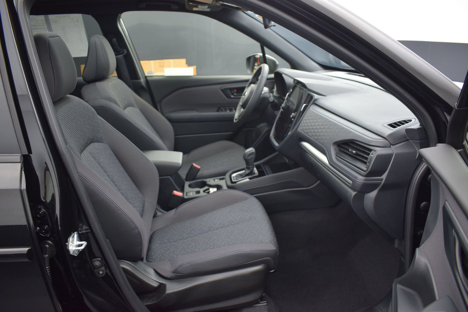 Used 2025 Subaru Forester Premium AWD/4WD image 10