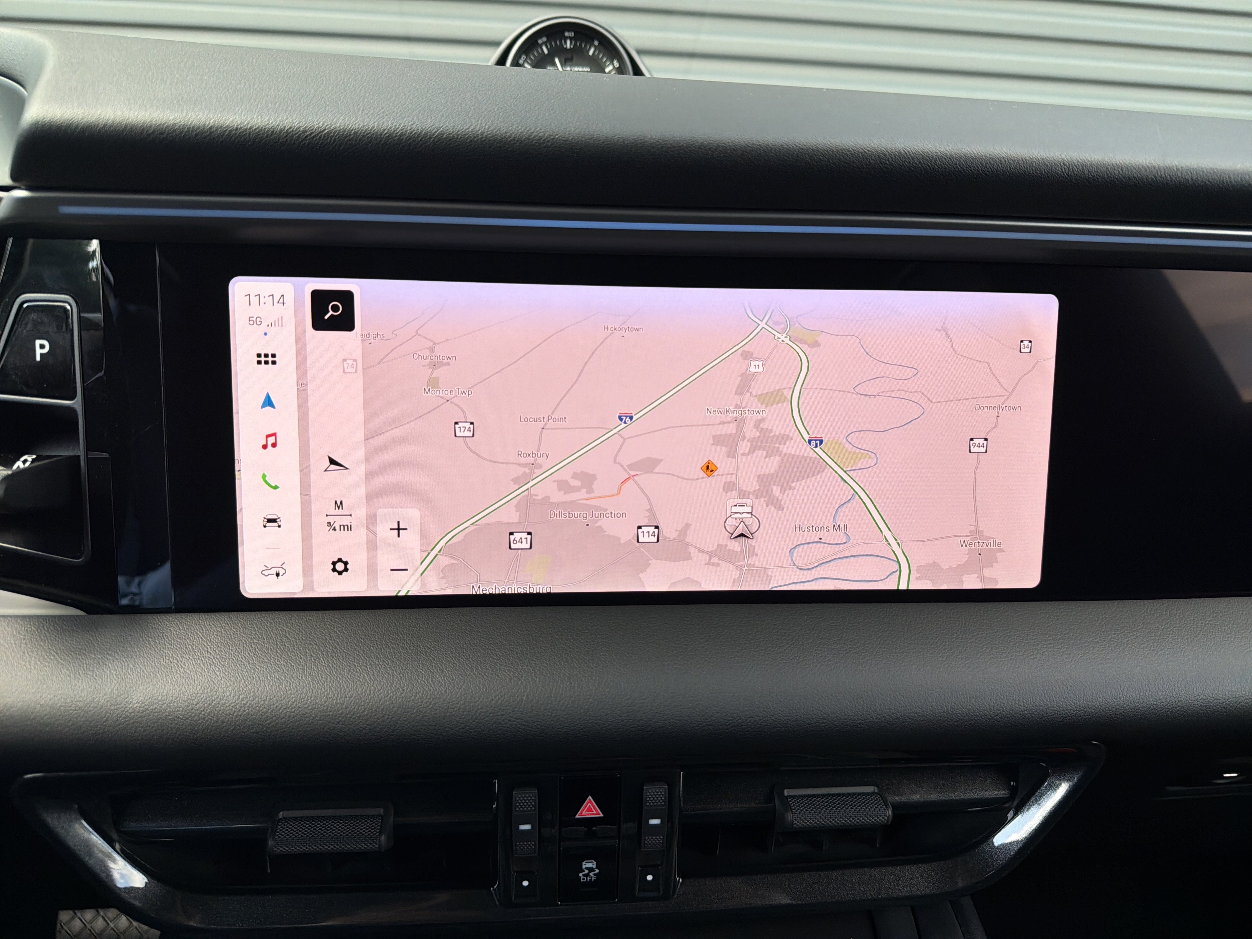 New 2025 Porsche Macan 4 Electric AWD/4WD image 21