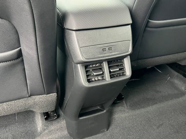 New 2026 Chevrolet Equinox LT w/ Convenience Package II image 30