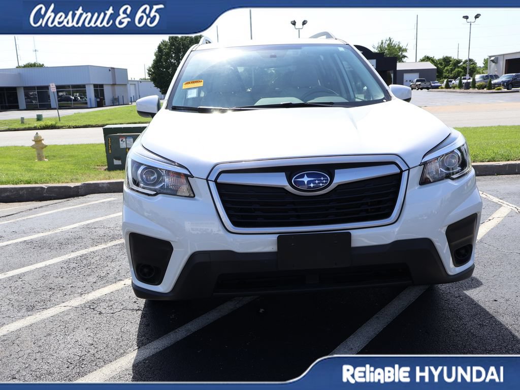 Used 2019 Subaru Forester Premium AWD/4WD image 5