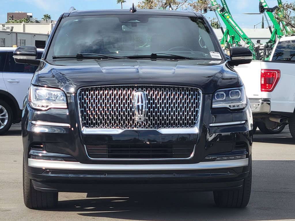 Used 2024 Lincoln Navigator Reserve image 34