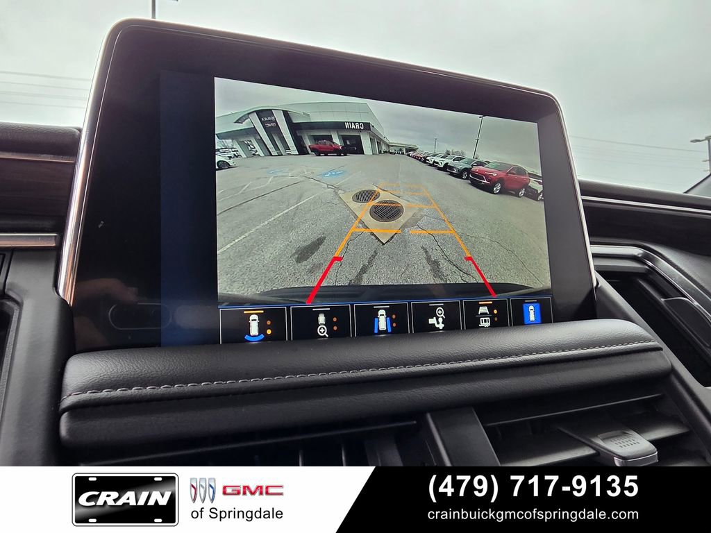 Used 2024 Chevrolet Tahoe Z71 w/ Luxury Package AWD/4WD image 16