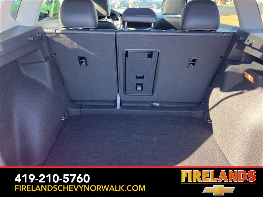 Used 2022 Volkswagen Taos SE w/ Panoramic Sunroof Package image 33