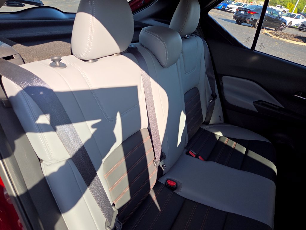 Used 2021 Nissan Kicks SR w/ SR Premium Package FWD image 27