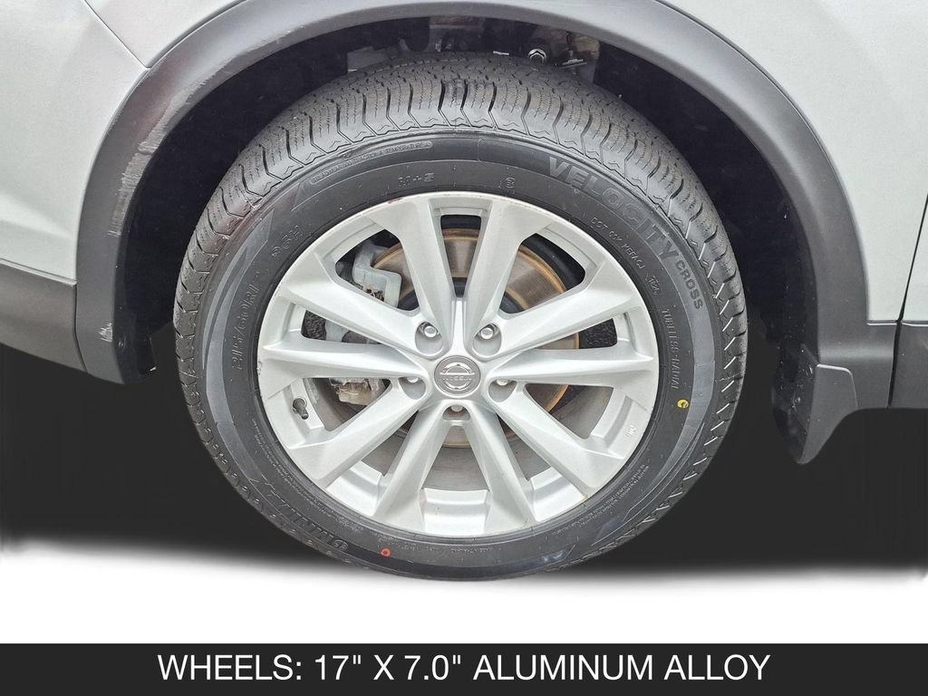Used 2018 Nissan Rogue Sport SV FWD image 11