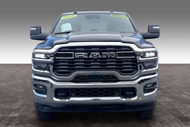 Used 2025 RAM 2500 Big Horn AWD/4WD image 3