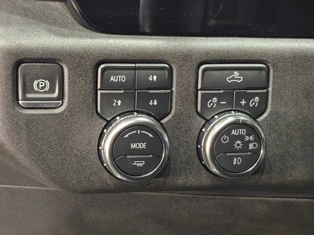 Used 2023 GMC Sierra 1500 Elevation image 10