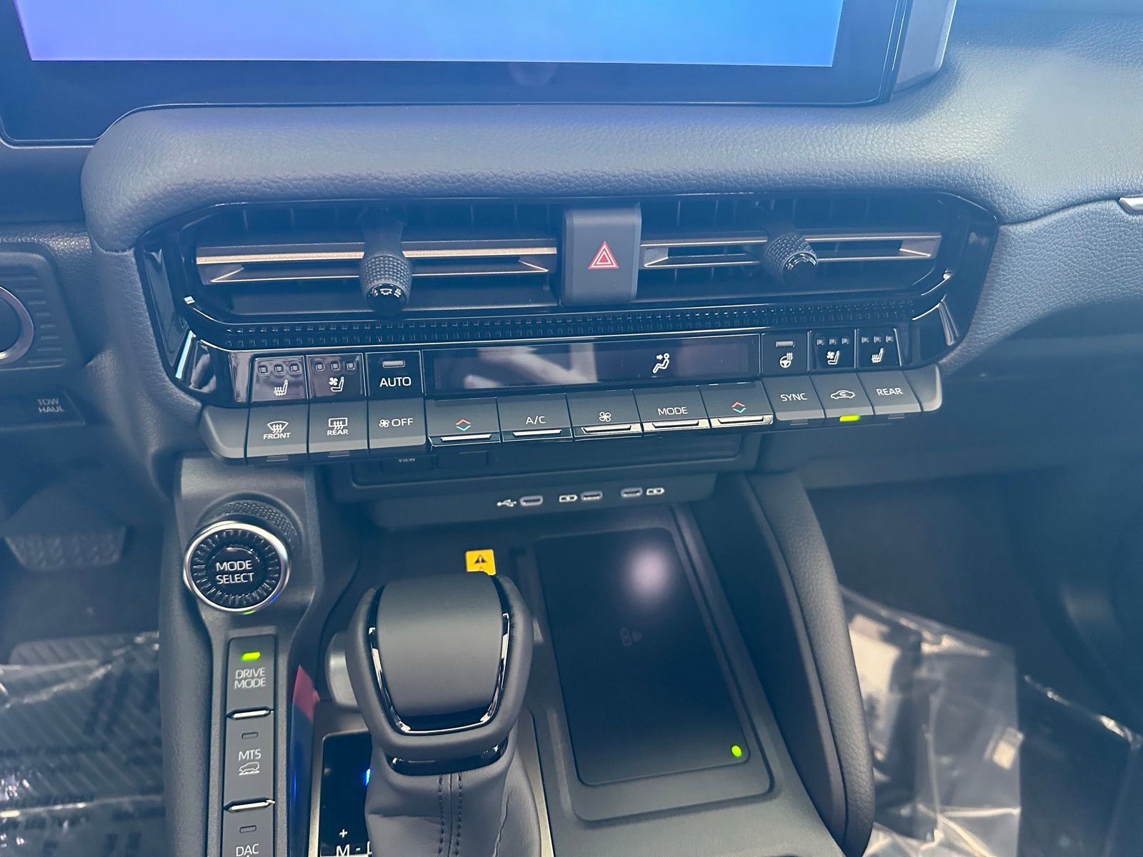 New 2025 Toyota Land Cruiser image 16