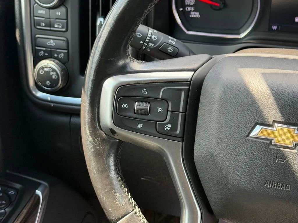 Used 2021 Chevrolet Silverado 1500 LT w/ Work Truck Package AWD/4WD image 16