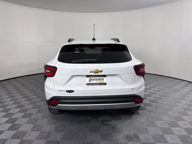 New 2026 Chevrolet Trax LT image 4