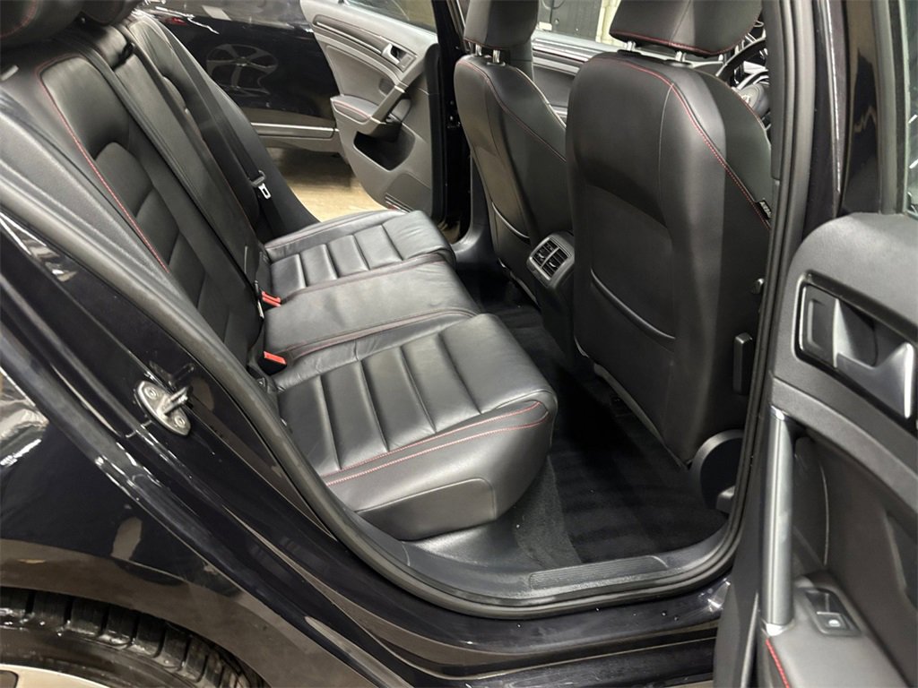 Used 2015 Volkswagen GTI Autobahn image 17