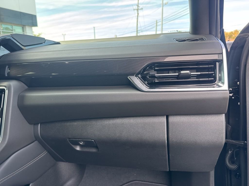 New 2026 GMC Yukon Elevation image 21