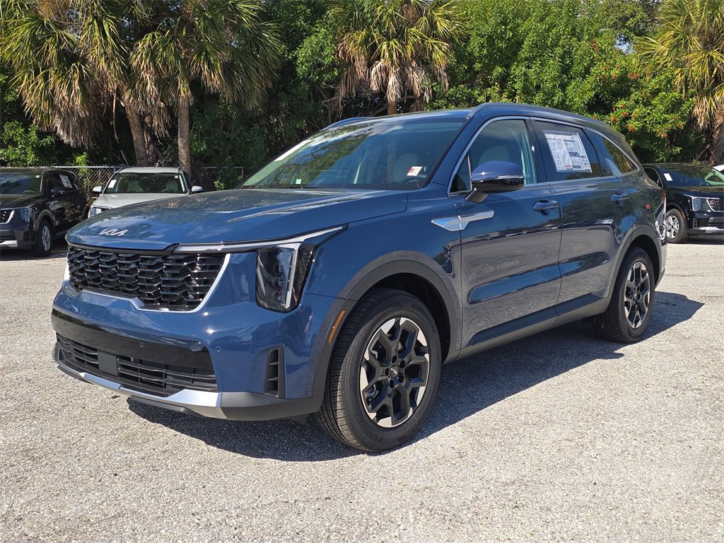New 2026 Kia Sorento S image 4