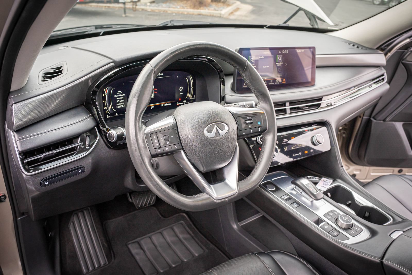 Used 2023 INFINITI QX60 Luxe AWD/4WD image 15