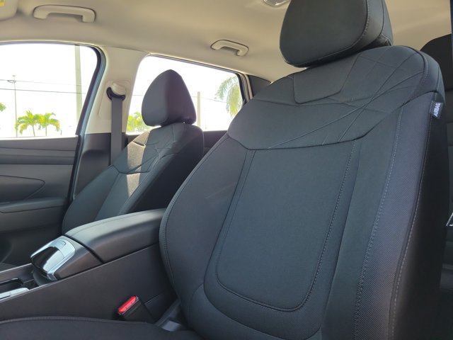 Certified 2026 Hyundai Tucson SE FWD image 17