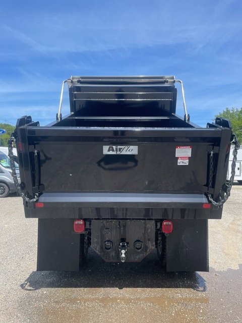 New 2025 Ford F650 2WD Regular Cab Super Duty image 32