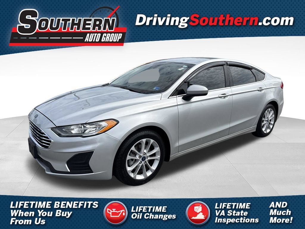 Used 2019 Ford Fusion SE FWD image 1