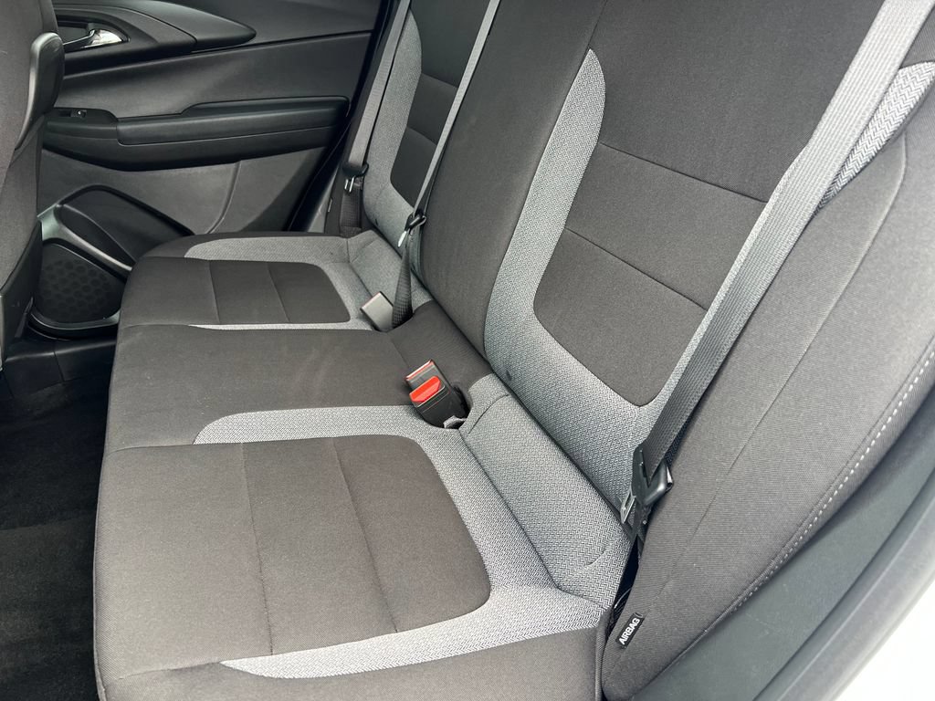 Used 2025 Chevrolet TrailBlazer LT AWD/4WD image 13