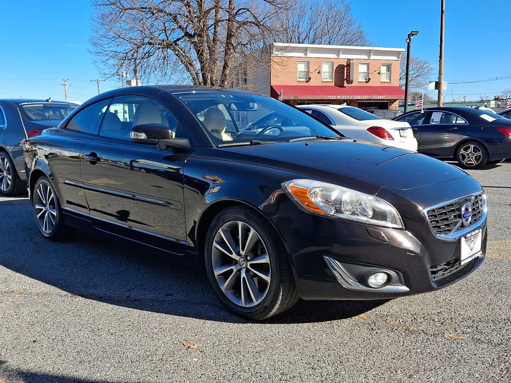 Used 2013 Volvo C70 T5 image 3