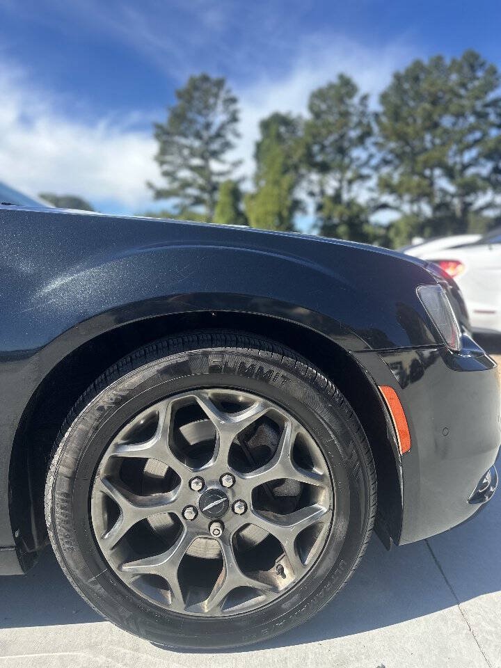 Used 2015 Chrysler 300 S w/ 300S Premium Group AWD/4WD image 13