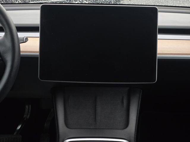Used 2023 Tesla Model Y Long Range AWD/4WD image 18