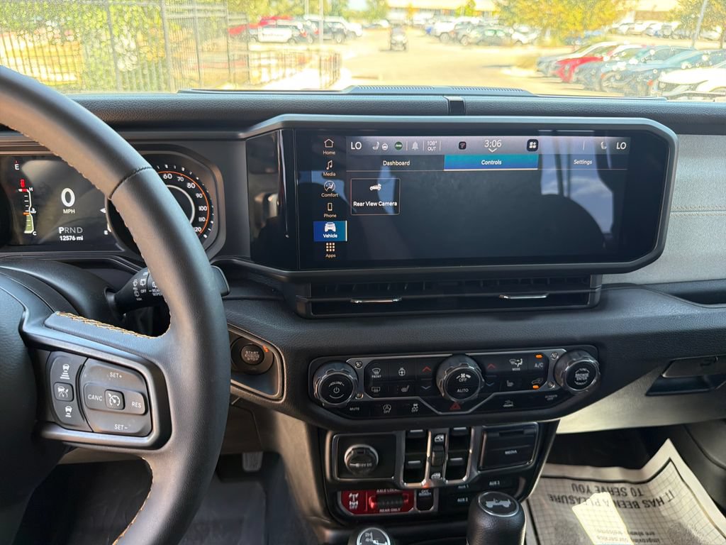 Used 2024 Jeep Wrangler Unlimited Sport AWD/4WD image 26