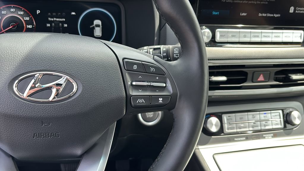 Used 2023 Hyundai Kona Limited w/ Cargo Package FWD image 18