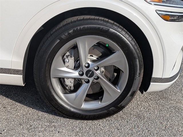 Used 2026 Genesis GV70 2.5T Select image 12