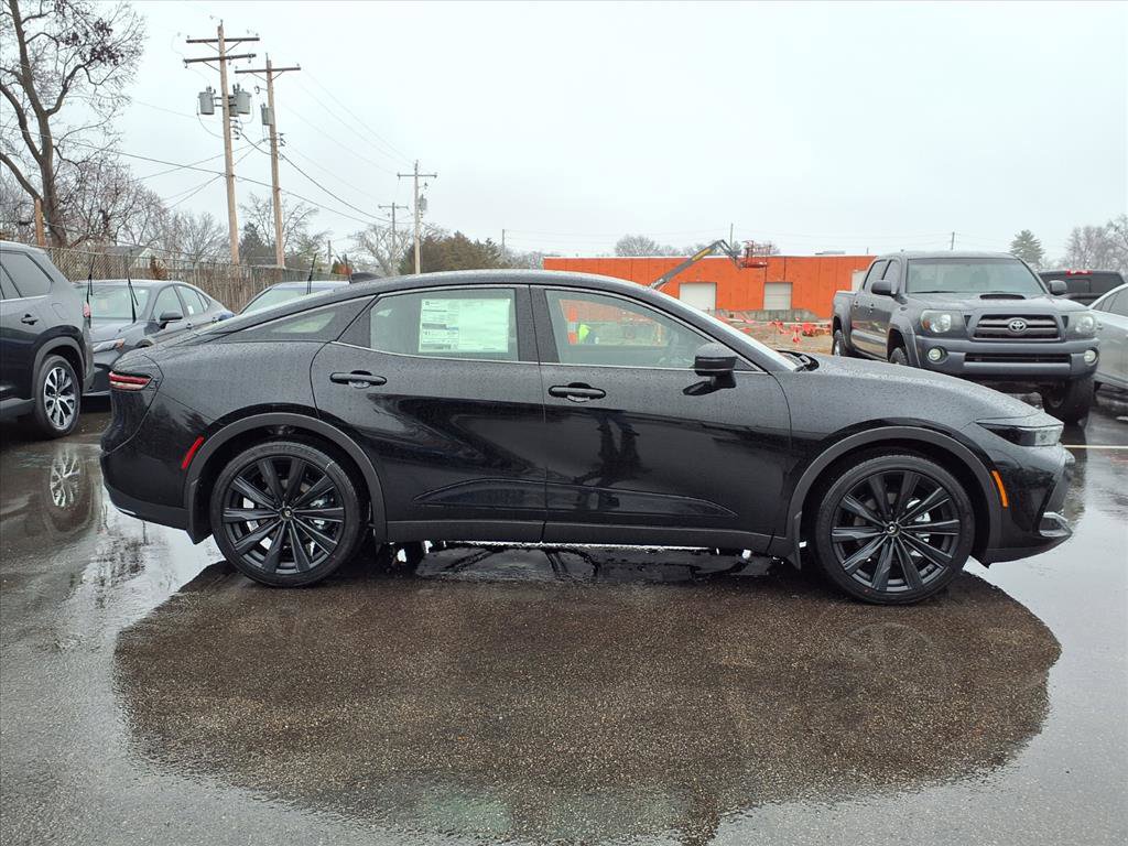 New 2026 Toyota Crown Nightshade image 4