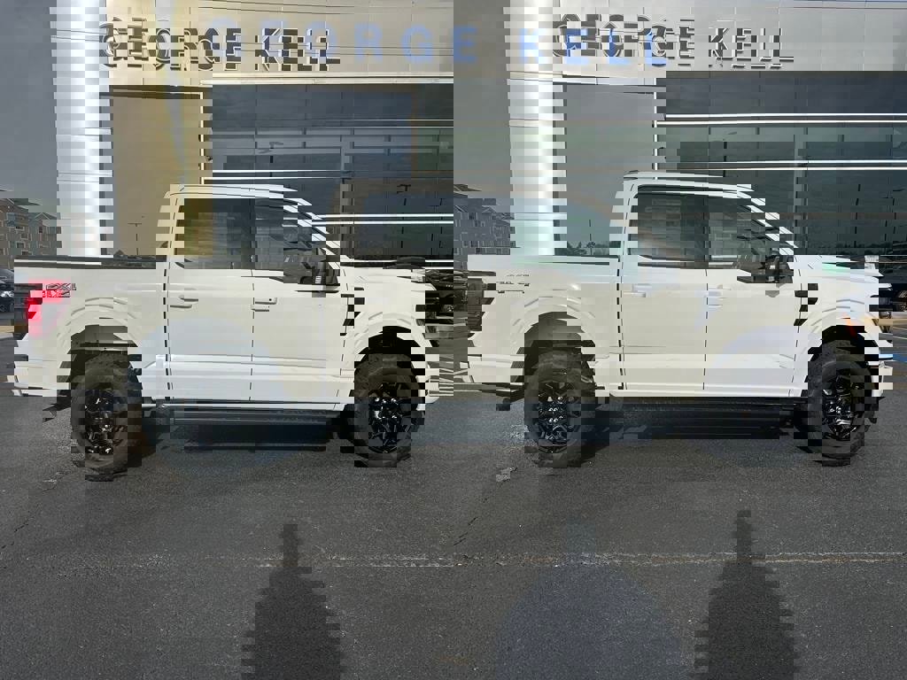 New 2025 Ford F150 XLT w/ Equipment Group 302A MID