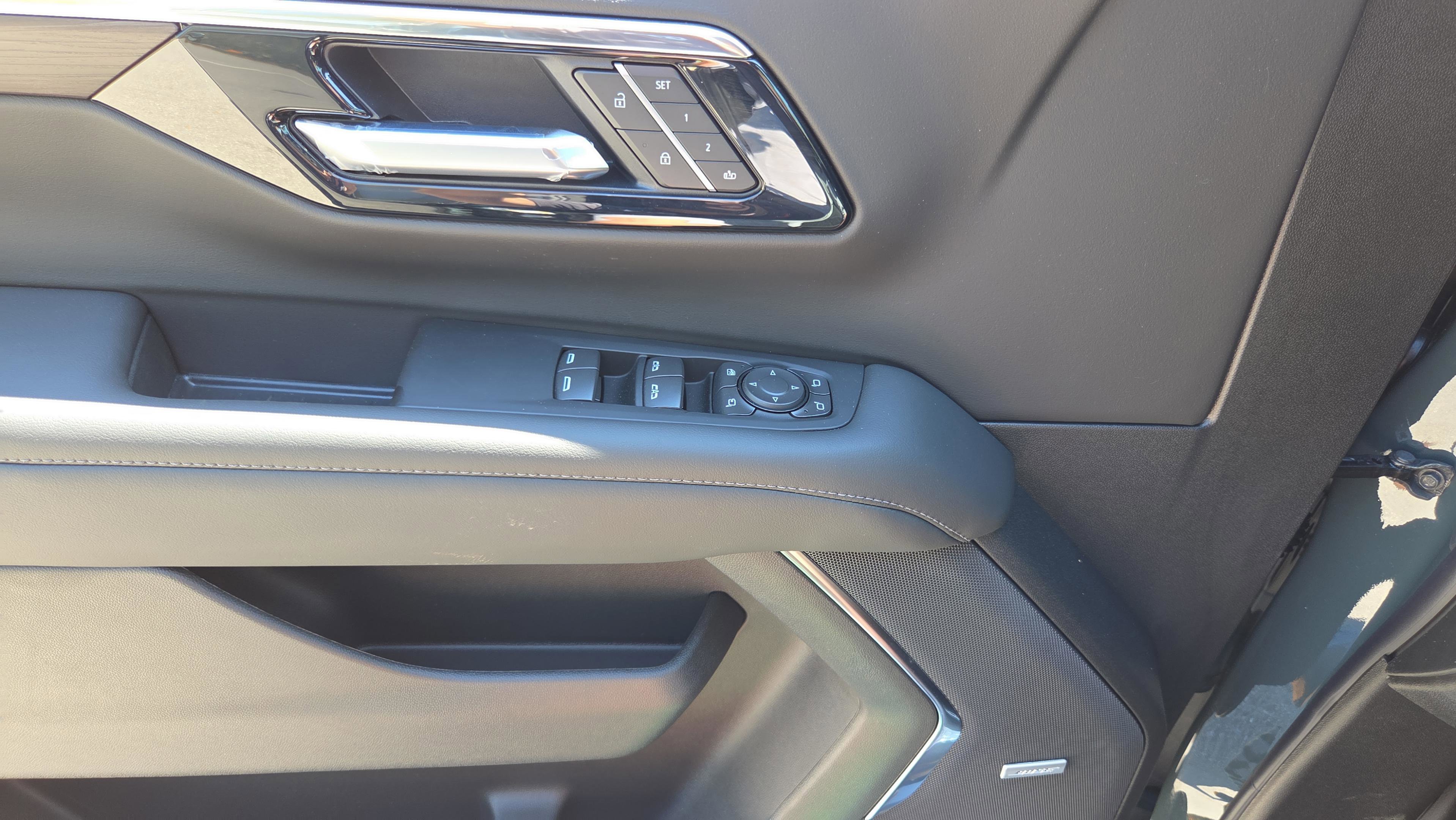 New 2026 Chevrolet Suburban Z71 w/ Z71 Off-Road Package image 33