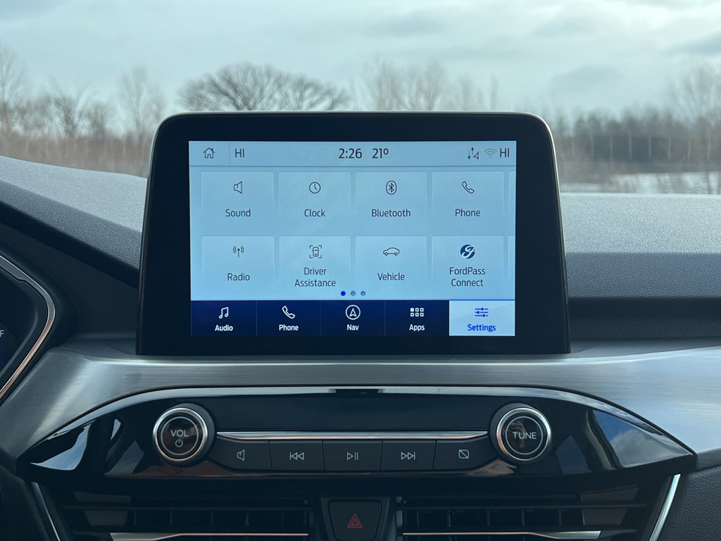 Used 2022 Ford Escape Titanium w/ Class II Trailer Tow Package image 25