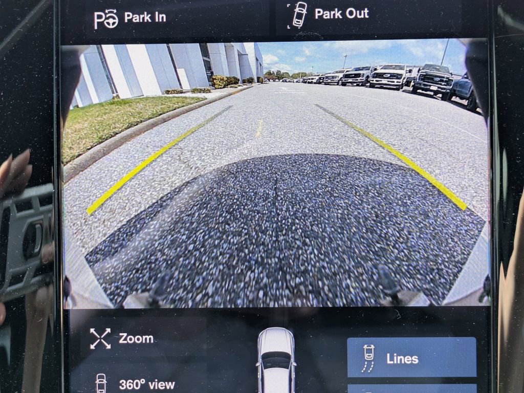 Used 2020 Volvo S90 T6 R-Design image 20