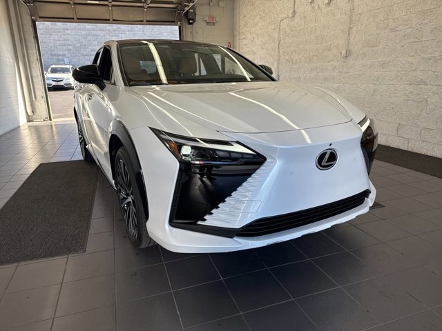 New 2026 Lexus RZ 350e 2WD image 2