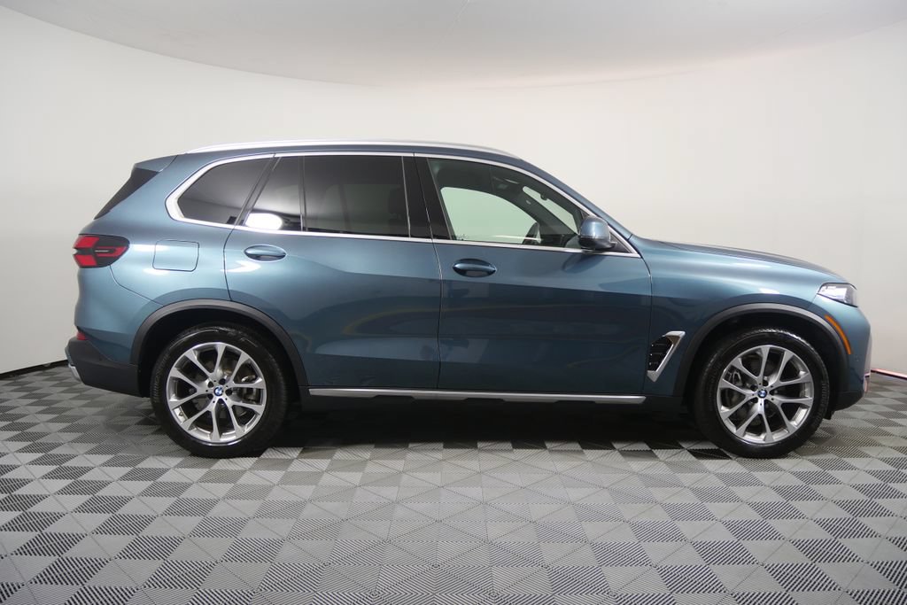 Certified 2026 BMW X5 xDrive40i AWD/4WD image 6