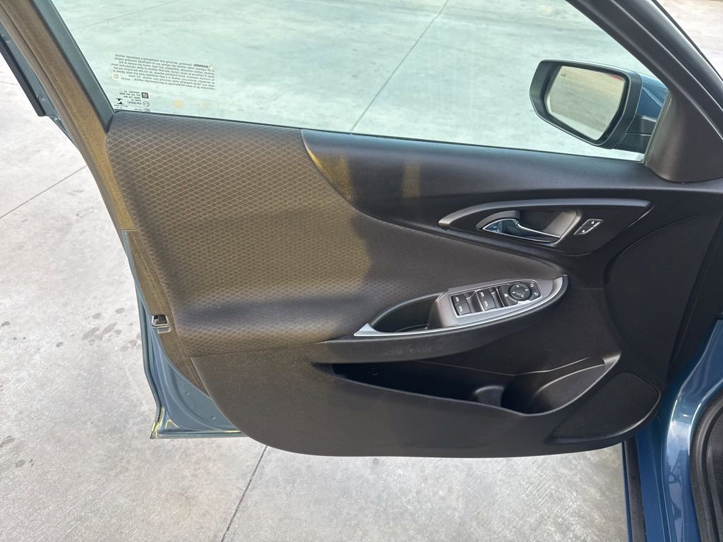 Used 2024 Chevrolet Malibu LS w/ Driver Confidence Package image 12